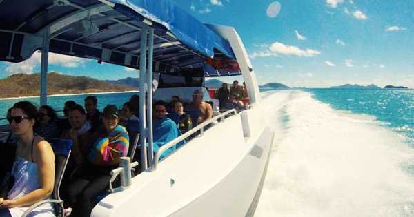 ZigZag Whitsundays Day Tour