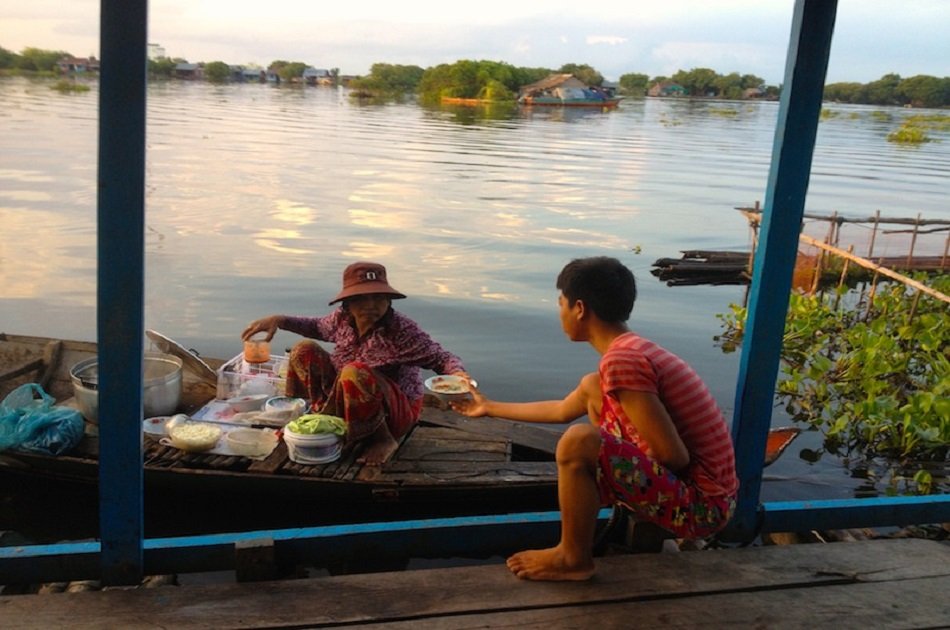 Sunset Dinner Tour on Tonle Sap Lake