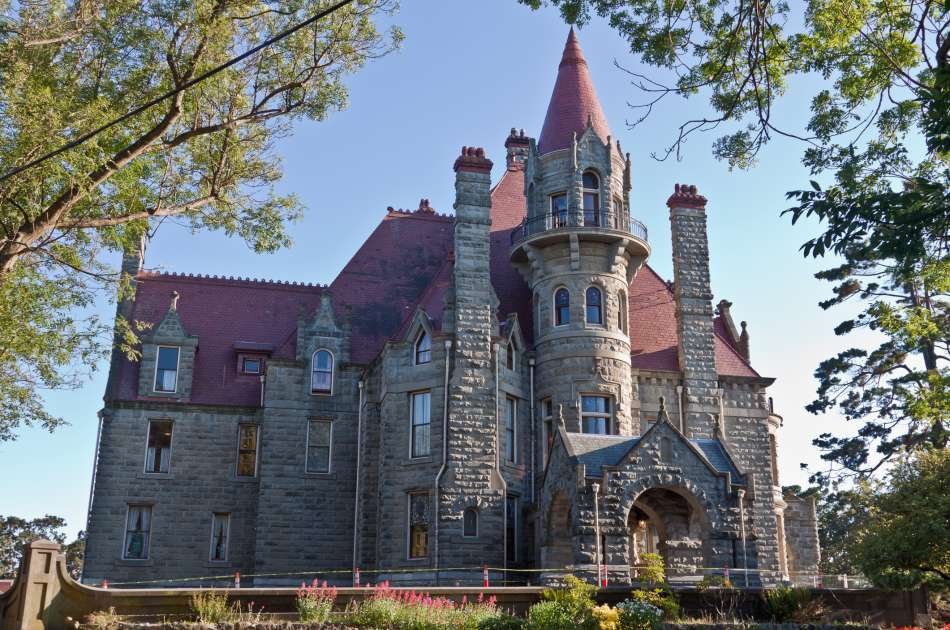 Luxury Tour of Victoria and the Butchart Gardens