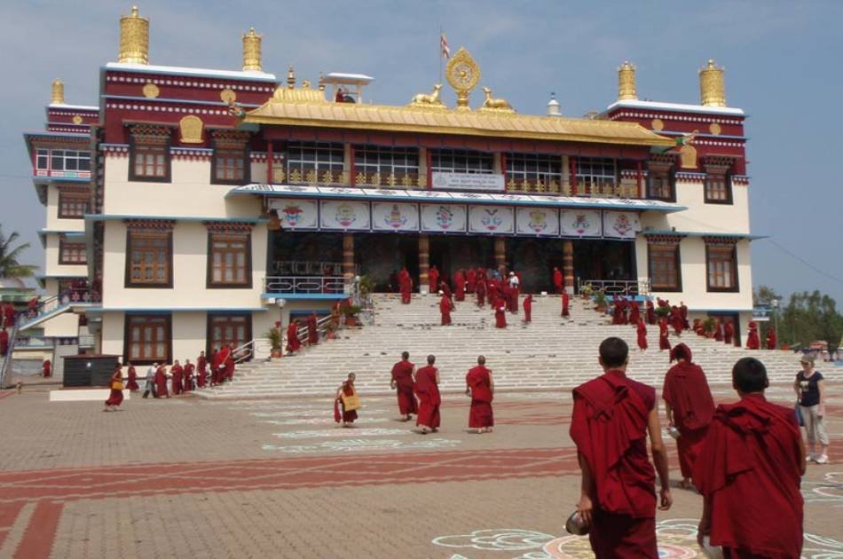 5-Day Lhasa and Ganden Small Group Tour