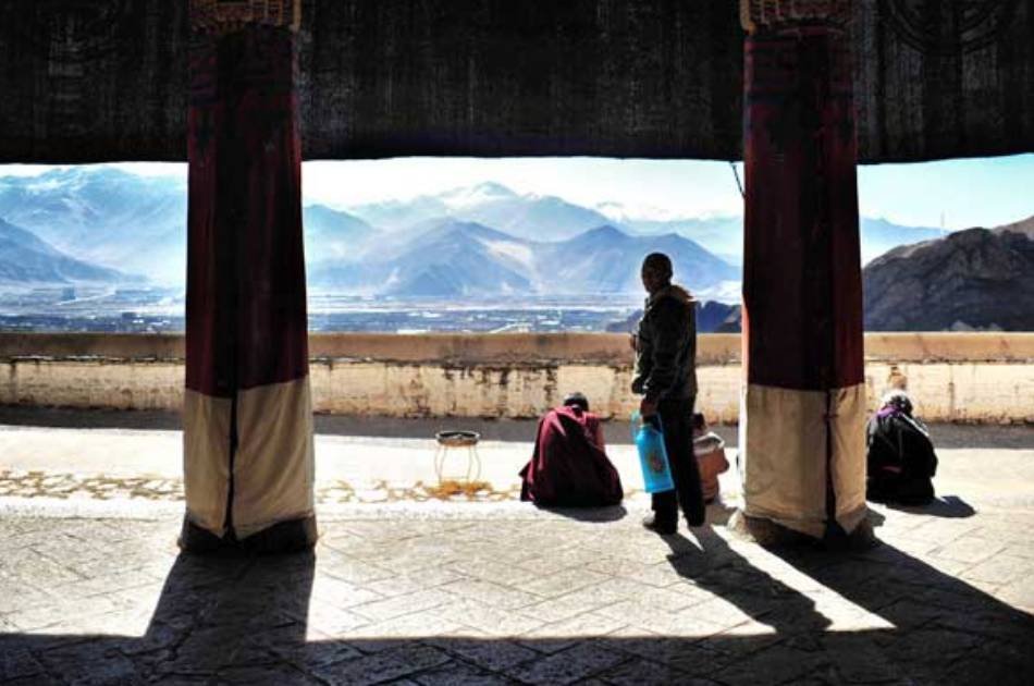 6-Days Lhasa and Shigatse Small Group  Tour