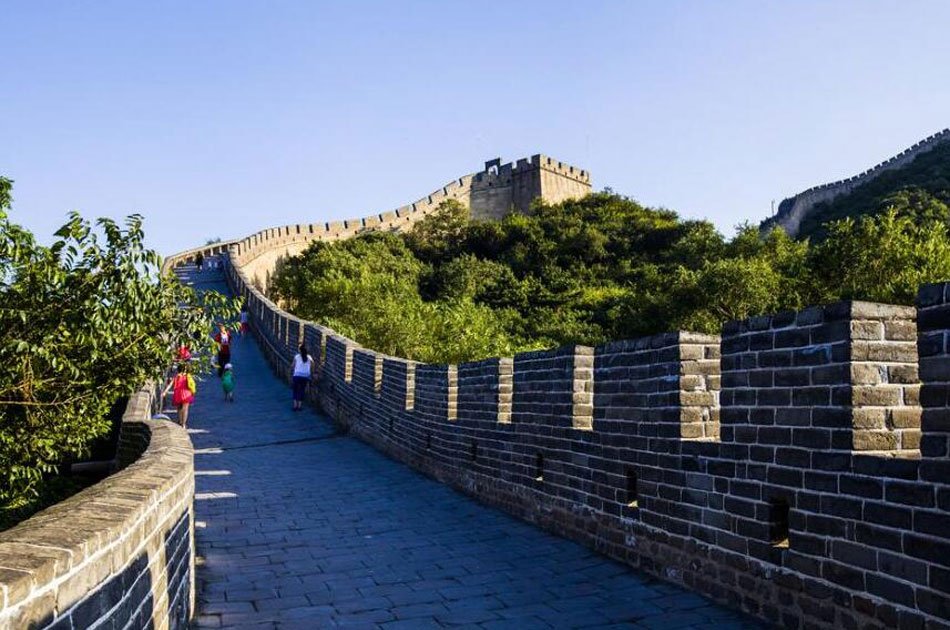 Beijing Coach Tour of Badaling Great Wall and Ming Tombs
