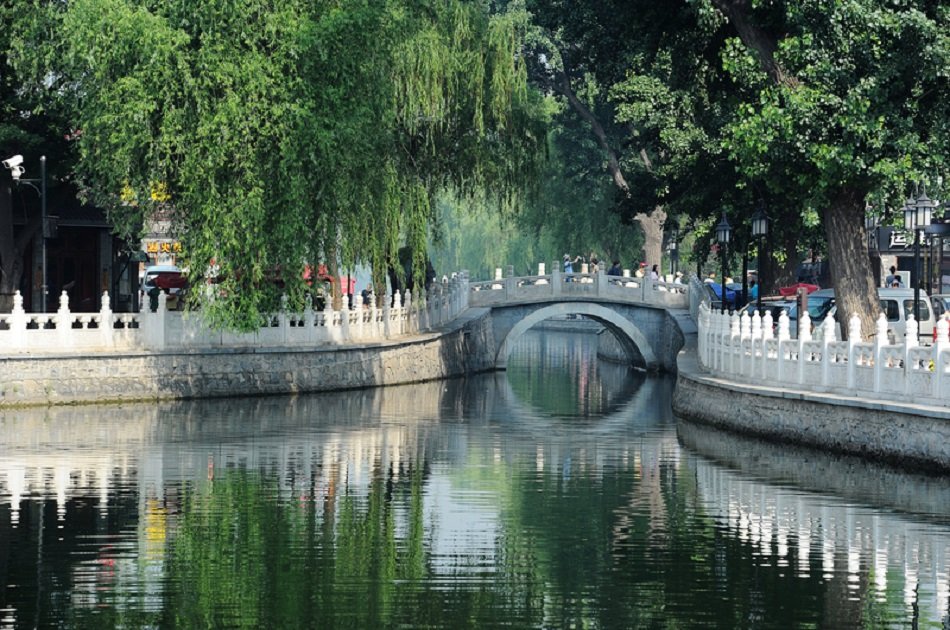 Beijing Layover Private Tour of Old Hutong Experience