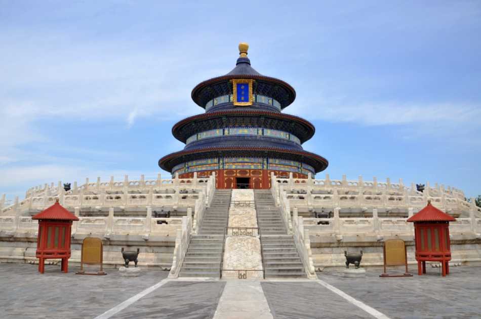Customizable Beijing Imperial Private Tour With Roast Duck Dinner and Evening Show