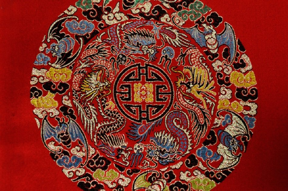 Giant Pandas and Huanglongxi Ancient Town in One Day From Chengdu on a Private Tour