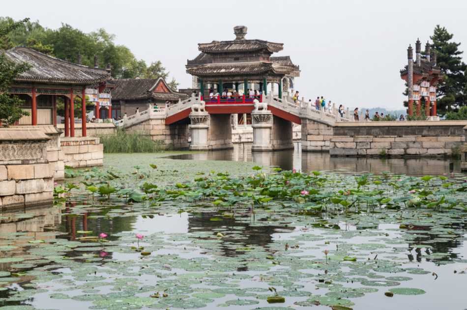 Half Day Private Tour of Summer Palace With Boat Riding in Beijing
