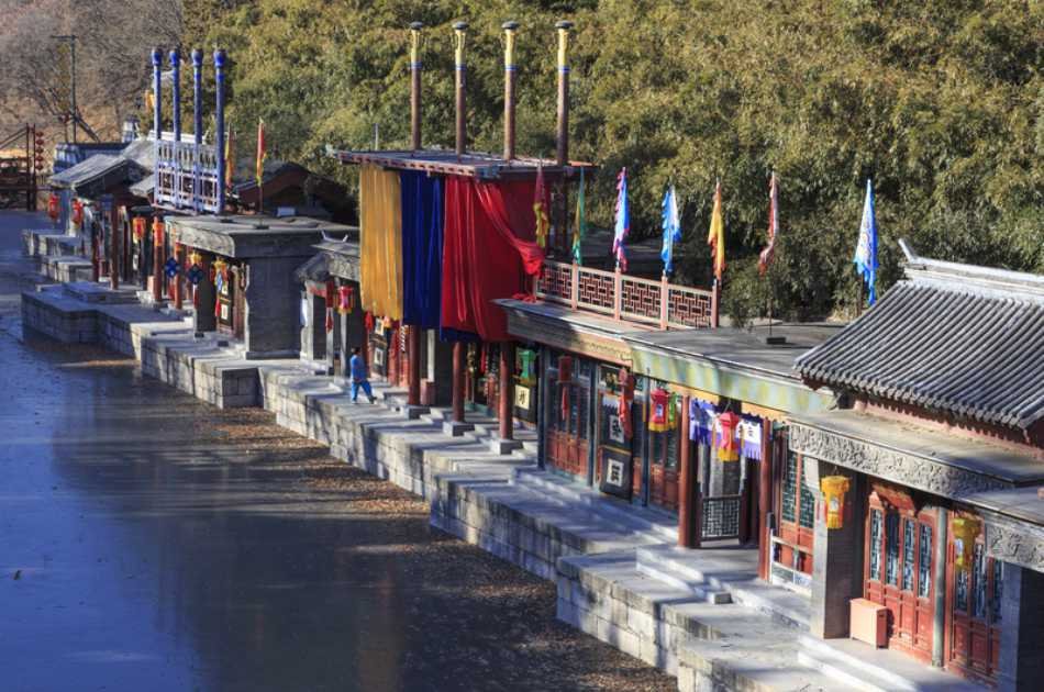 Half Day Private Tour of Summer Palace With Boat Riding in Beijing