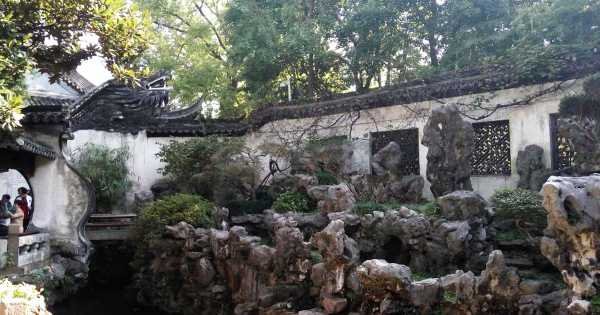 Shanghai Half Day Private Tour of Yuyuan Garden and Xintiandi