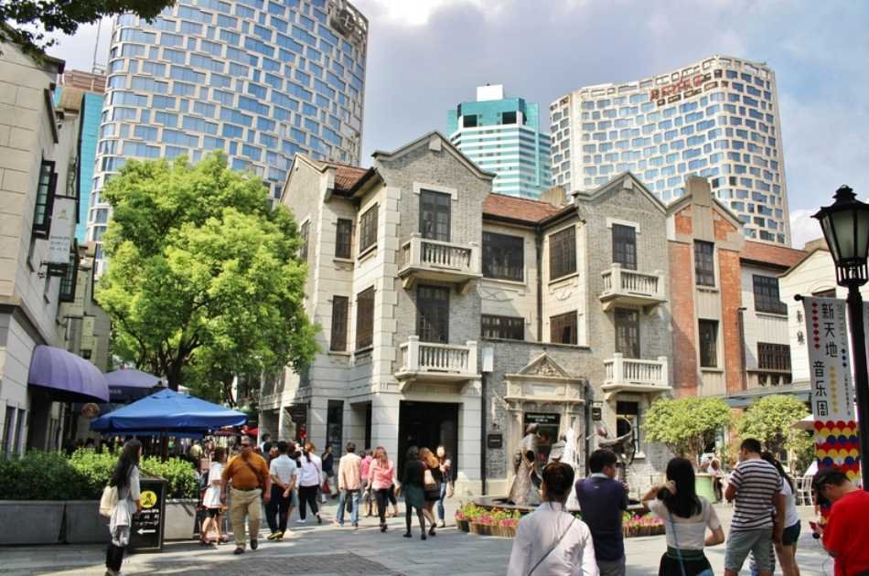 Shanghai Half Day Private Tour of Yuyuan Garden and Xintiandi