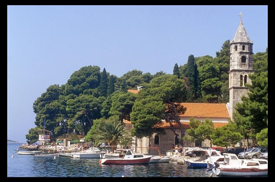 A Scenic Private Tour of Dubrovnik and its Countryside