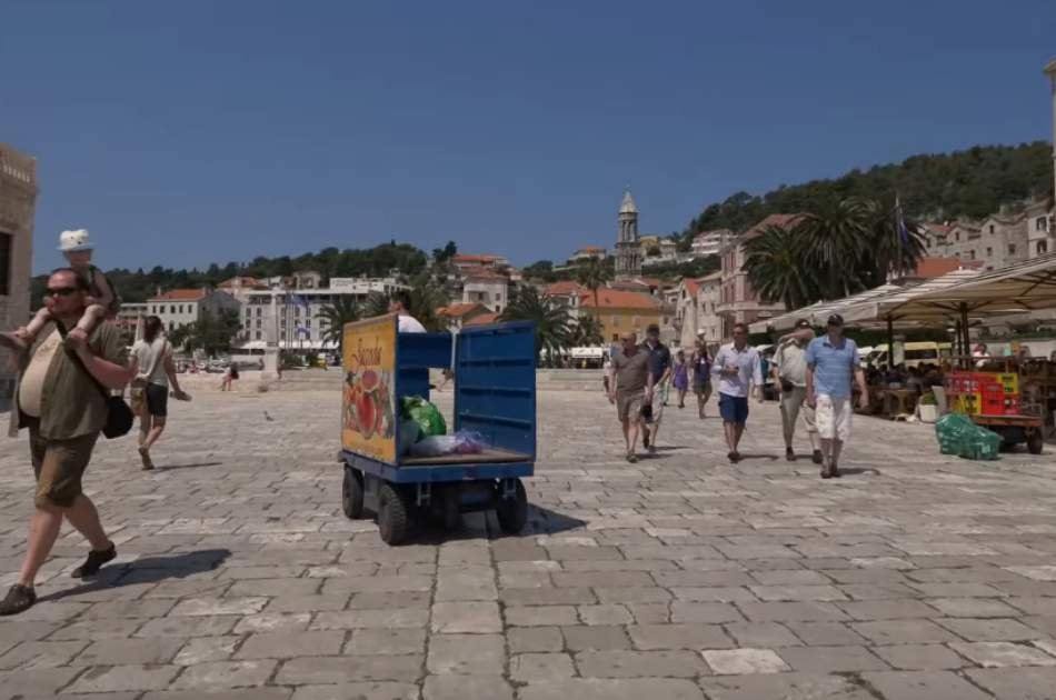 Blue Cave and Hvar Full Day Trip