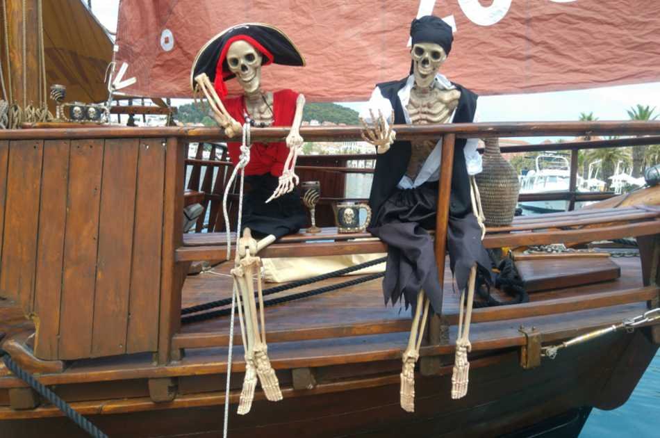 Full Day Private Pirate Cruise from Split with Lunch & Drinks
