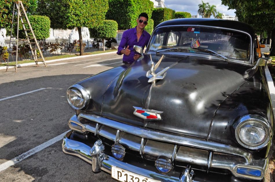 Havana City Private Tour in Classic Car