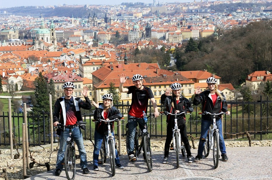 3 Hours Private Prague Viewpoints Bike Tour