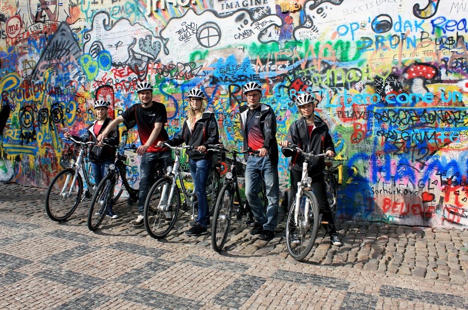 3 Hours Private Prague Viewpoints Bike Tour