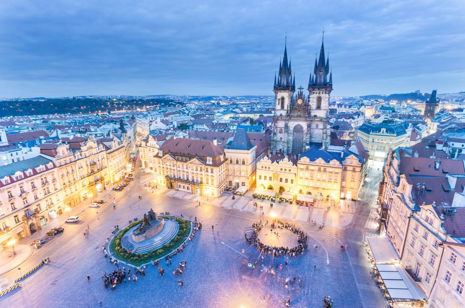4 hours Prague Private Tour by car with Guide