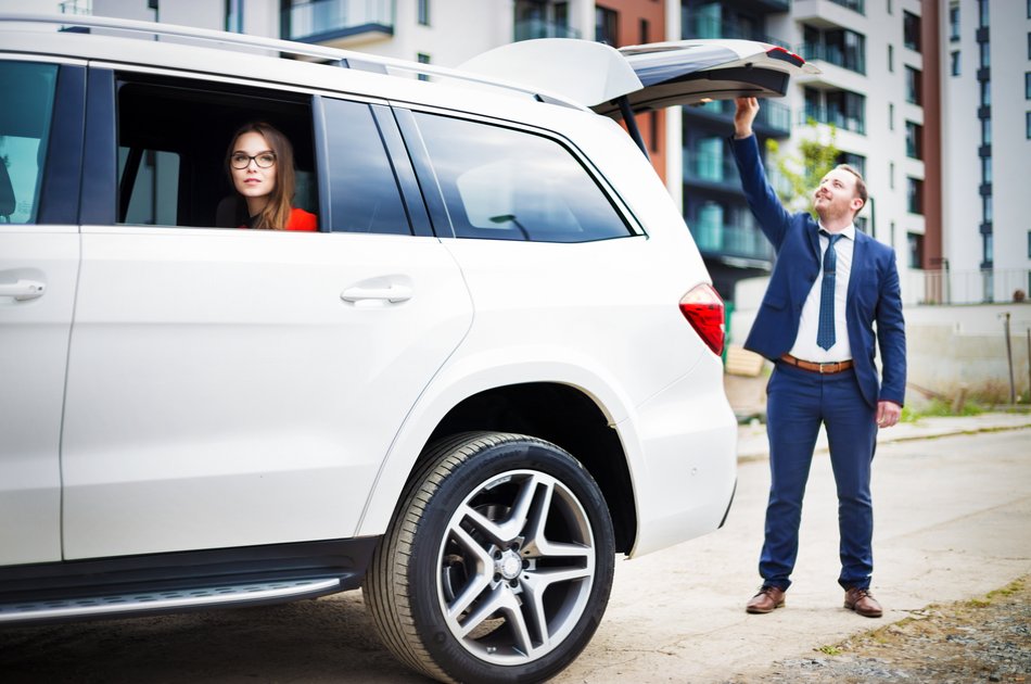 Private Prague Airport Arrival Transfer (2-6pax)