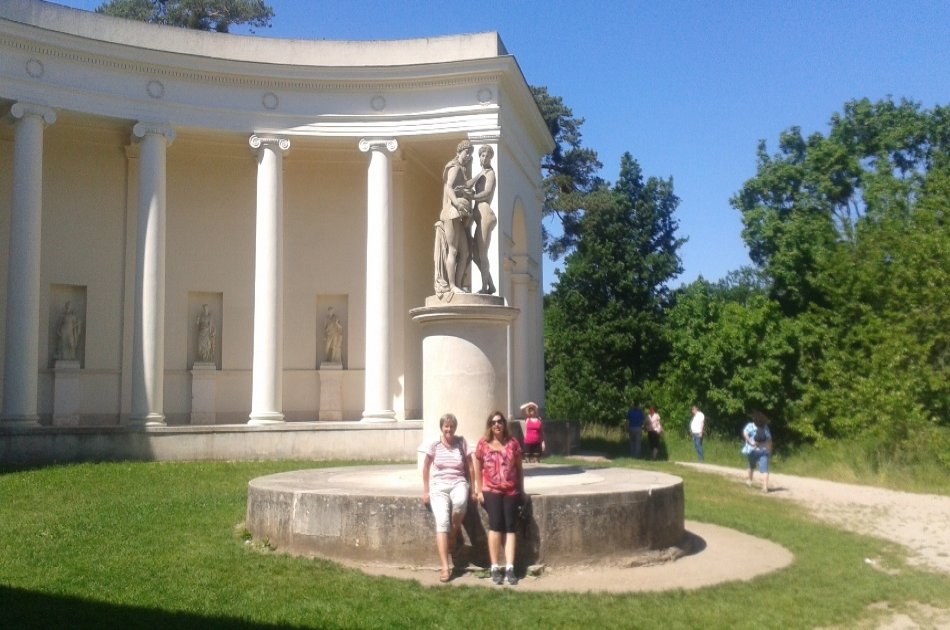 Unesco Lednice - Valtice Chateaux, wine town Mikulov, Palava Hills - Full Day Trip from Brno