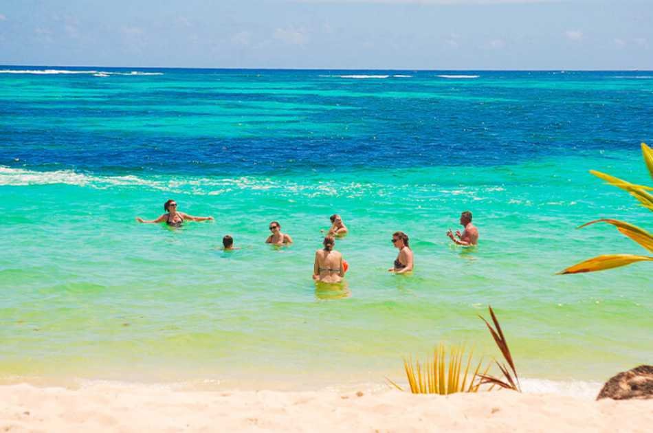 Private Soana or Catalina Island VIP Tour From Bayahibe