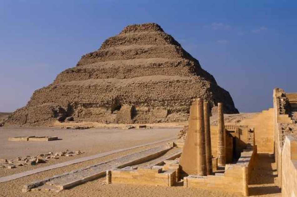 4 Day Cairo City Break: Pyramids and Sphinx with 5-Star Hotel