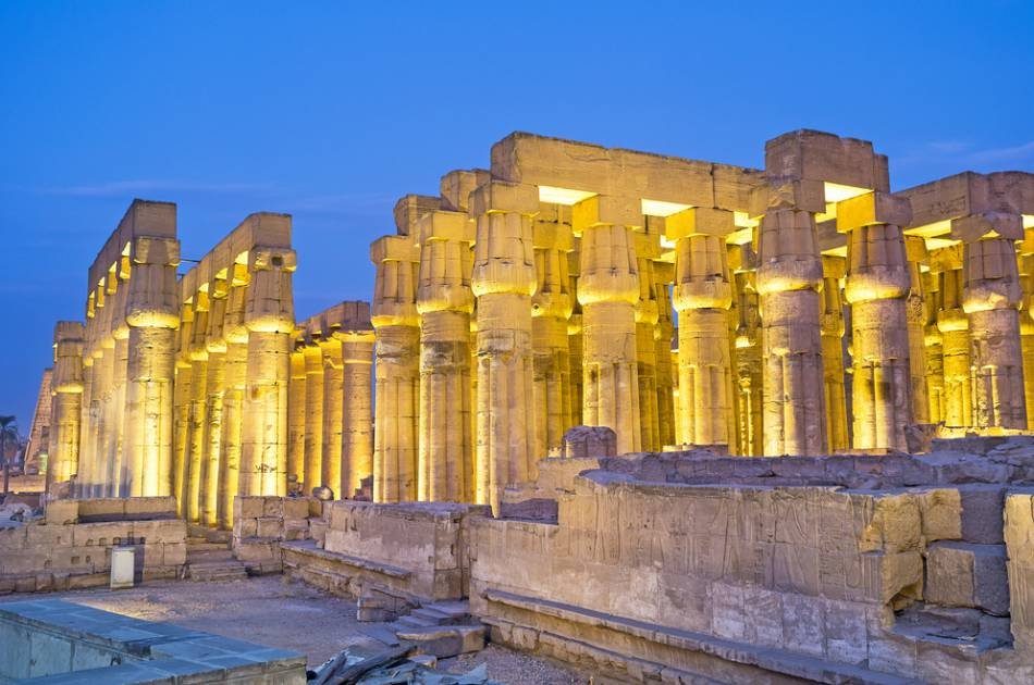 8 Day Land of the Pharaohs and Nile River Cruise Group Tour