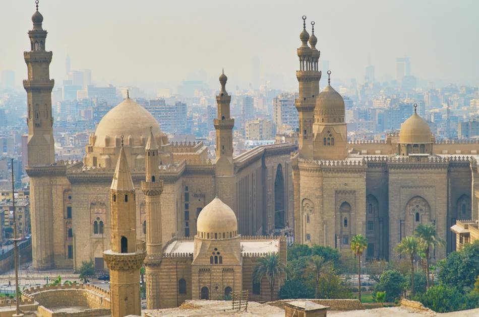 9 Days Land of Pharaohs Tour With Nile Cruise and Hurghada