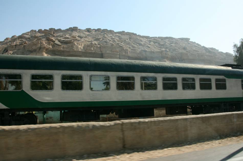 9 Days Land of Pharaohs Tour With Nile Cruise and Hurghada