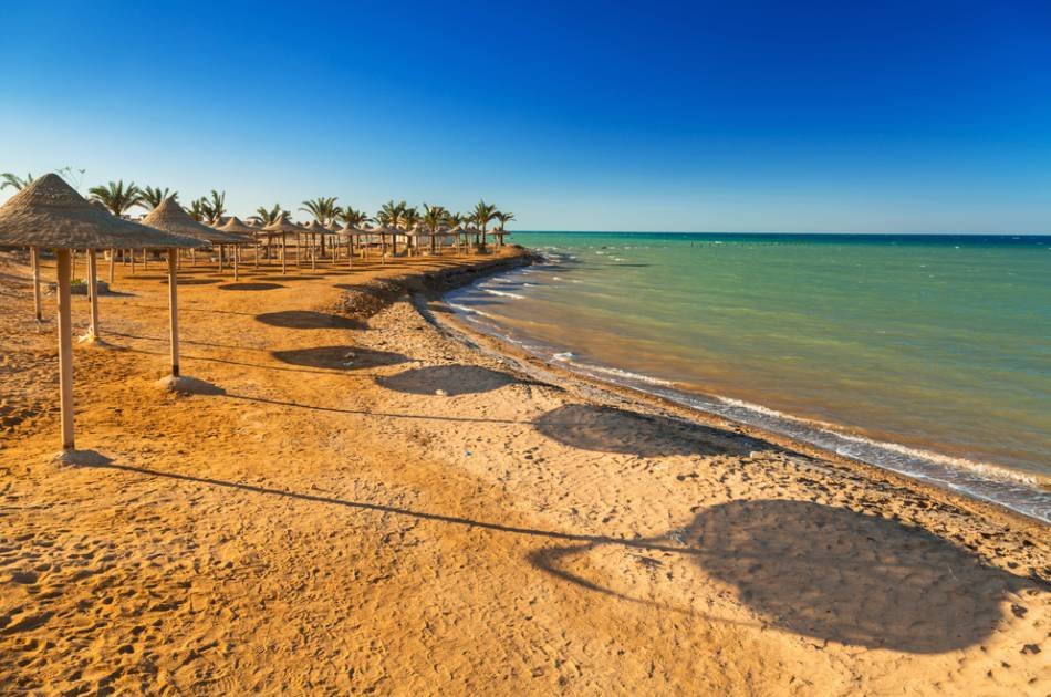 9 Days Land of Pharaohs Tour With Nile Cruise and Hurghada