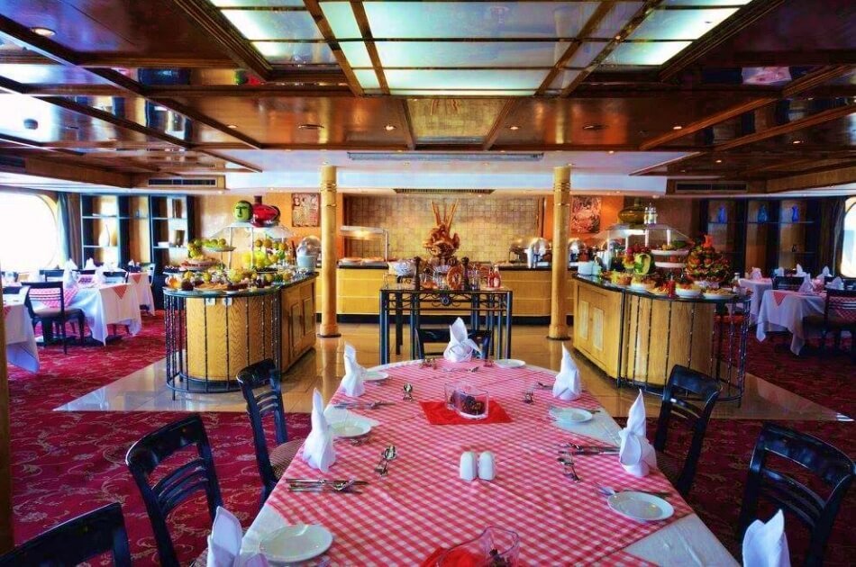 Cairo Cruise Lunch on the 5 Star Nile Cruise