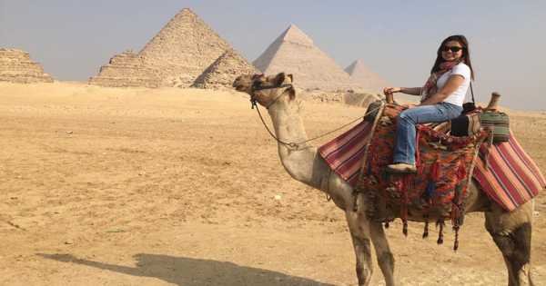 Day Trip to Giza Pyramids, Sphinx and Egyptian Museum With Camel Ride and Lunch