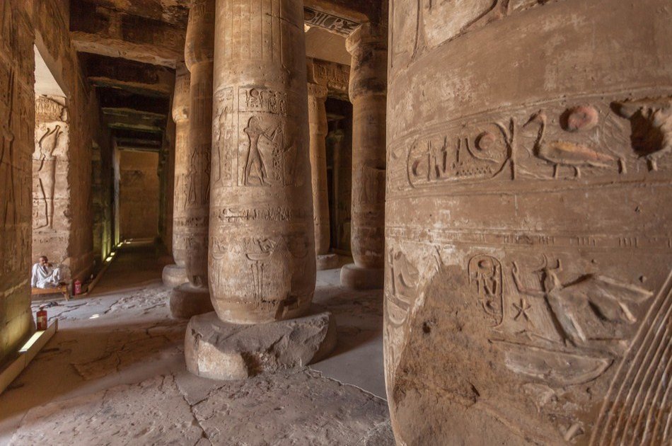 Full Day Guided Denderah & Abydous Tour in Luxor