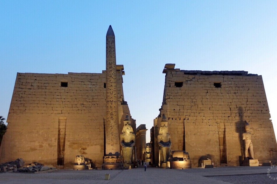 Half Day East Bank Karnak & Luxor Temples