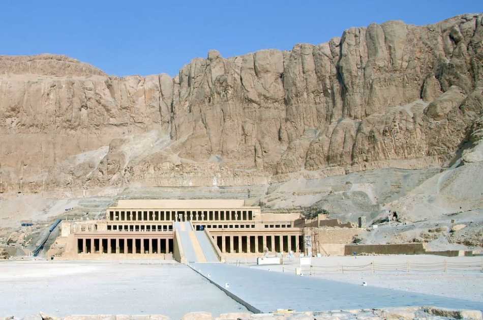 Luxor Private Tour: Valley of the Queens, Howard Carter House, Temple of Seti I and Ramesseum Temple