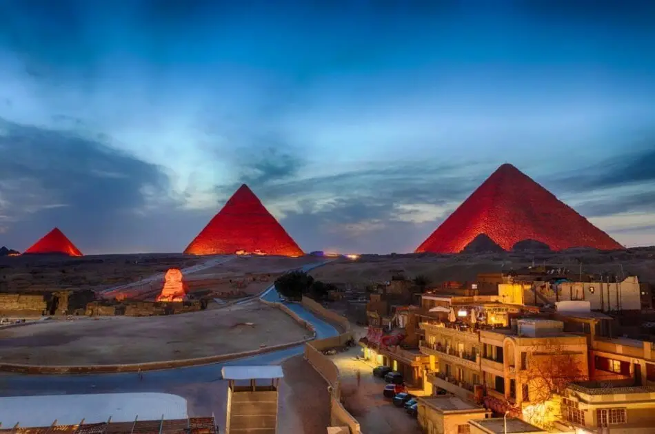 Night Tour to the Giza Pyramids and Sphinx for the Sound & Light Show
