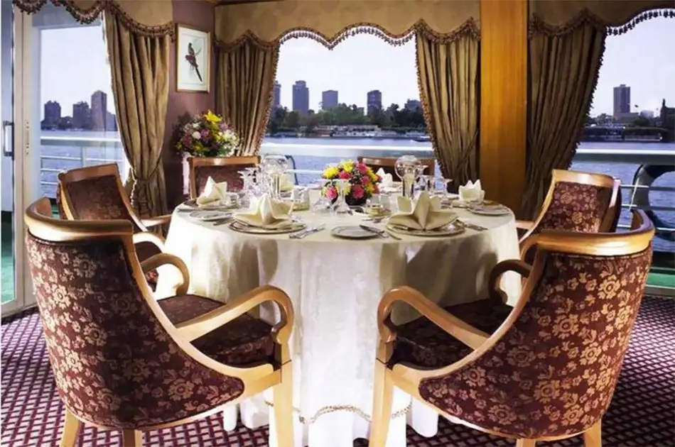 Nile Cruise Dinner in Cairo