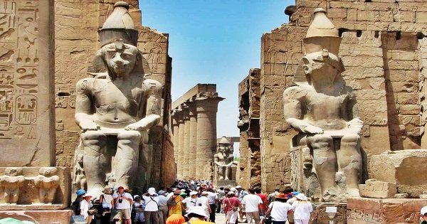 Private Full Day Cairo to Luxor Tour with Return Flights
