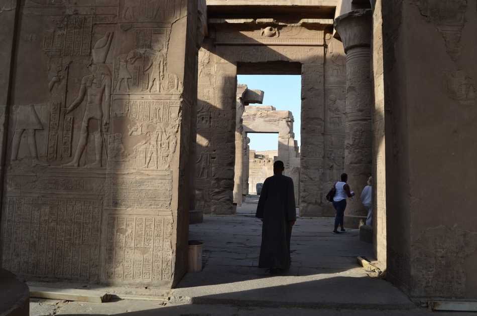 Private Full Day Excursion: Edfu & Kom Ombo from Luxor