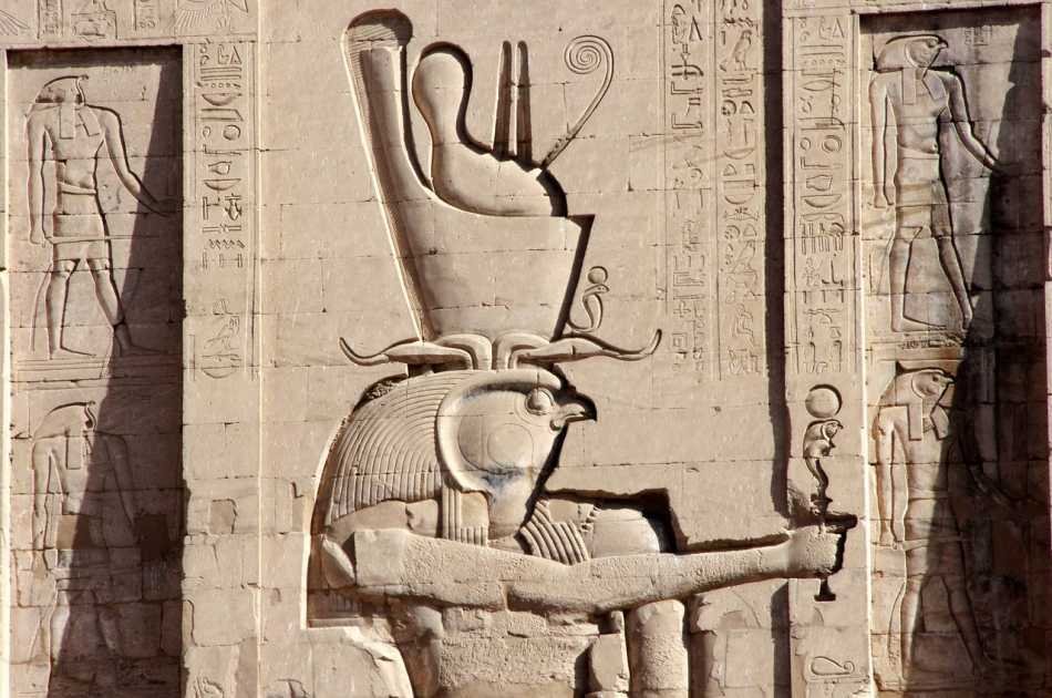 Private Full Day Excursion: Edfu & Kom Ombo from Luxor