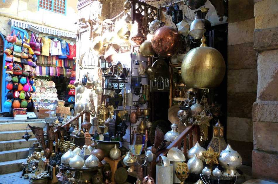 Private Pyramids, Sphinx and Khan El Khalili Bazaar Tour from Cairo