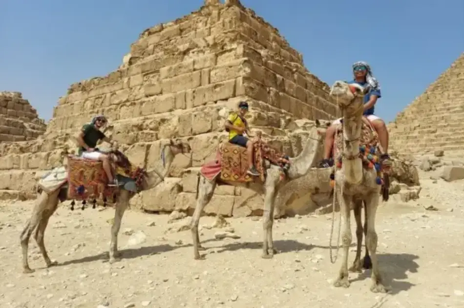 Private Tour to Giza Pyramids and The Egyptian Museum