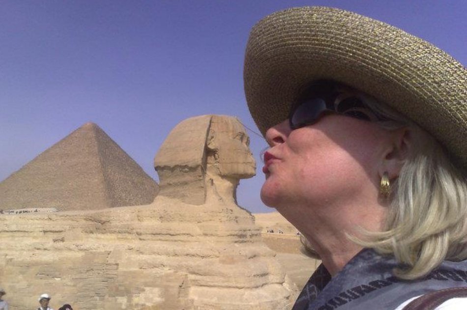 Yalla Pyramids 1 Day Private Tour in Giza From Cairo