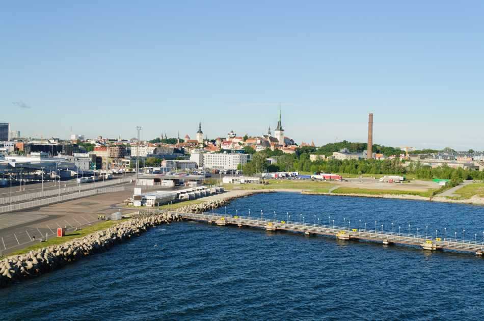 Guided Tallinn Day Sightseeing Small Group Tour From Helsinki