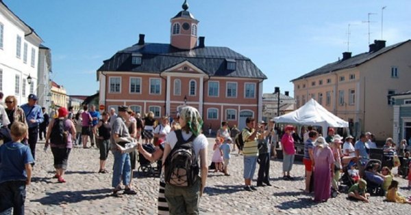 Helsinki and Porvoo 6-Hour Sightseeing Tour
