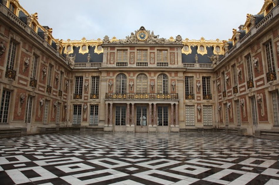 Audio Guided Tour of the Palace of Versailles and Access to the whole Estate