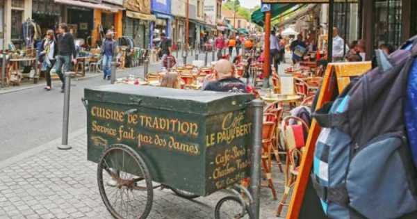 Paris Vintage Tour at the Paris Flea Market – Small Group Tour