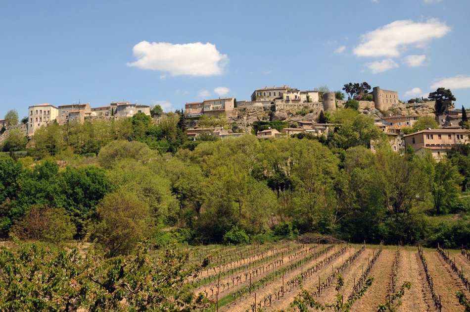 Private Luberon Villages Walking Tour From Avignon