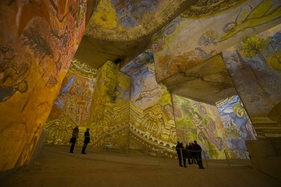 Walk in the Steps of Van Gogh on a Private Tour From Avignon