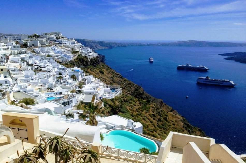 Santorini Best of Highlights Private Tour