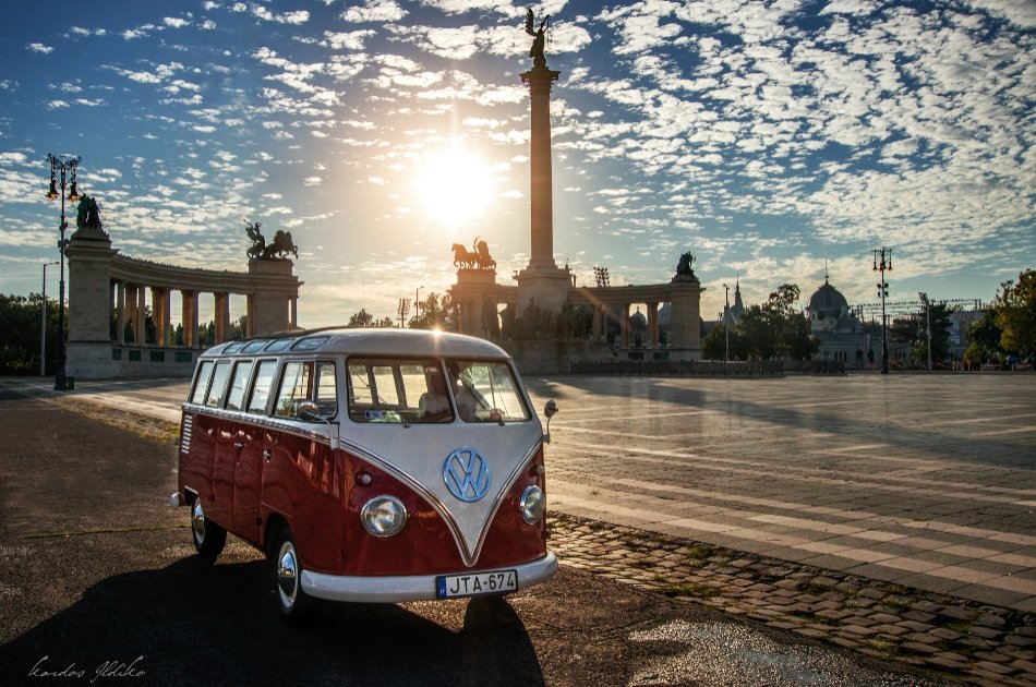Budapest Private Sightseeing Tour by Volkswagen Samba Bus