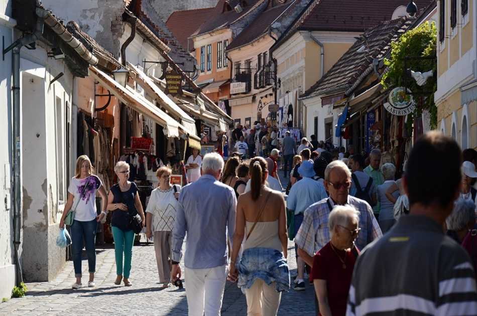 Full Day Private Danube Bend Tour